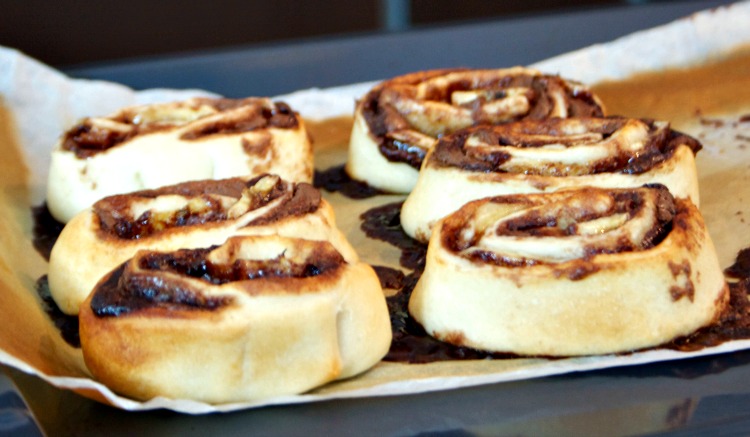 Gorgeous hazelnut spread & banana whirls made with Gino's fresh bake with me pizza doughs
